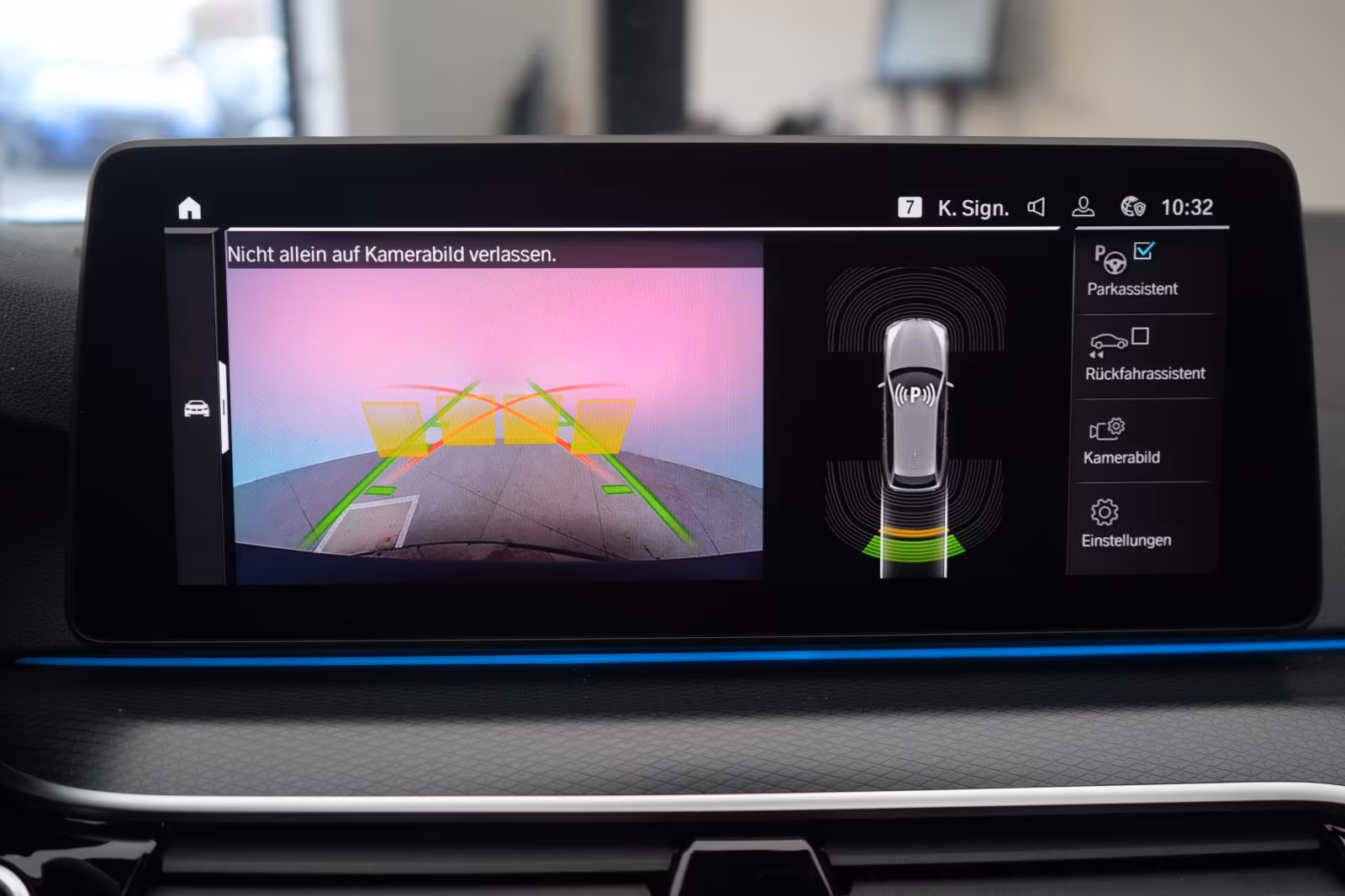 (B-340) BMW(Hybrid) 530 e xDrive Touring M Sport Leder/ACC/Kamera/HU - Image 16