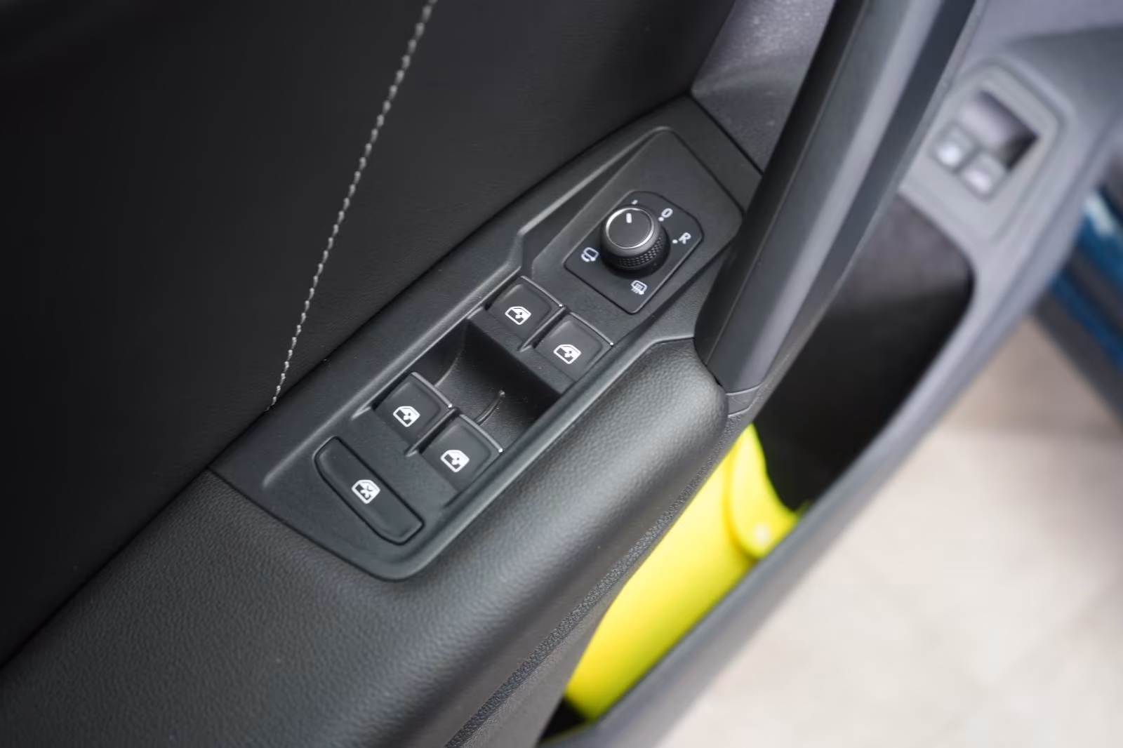 (B-593)Volkswagen(Hybrid) Tiguan 1.4 eHybrid DSG R-Line Leder/ACC/Pano/360 - Image 18