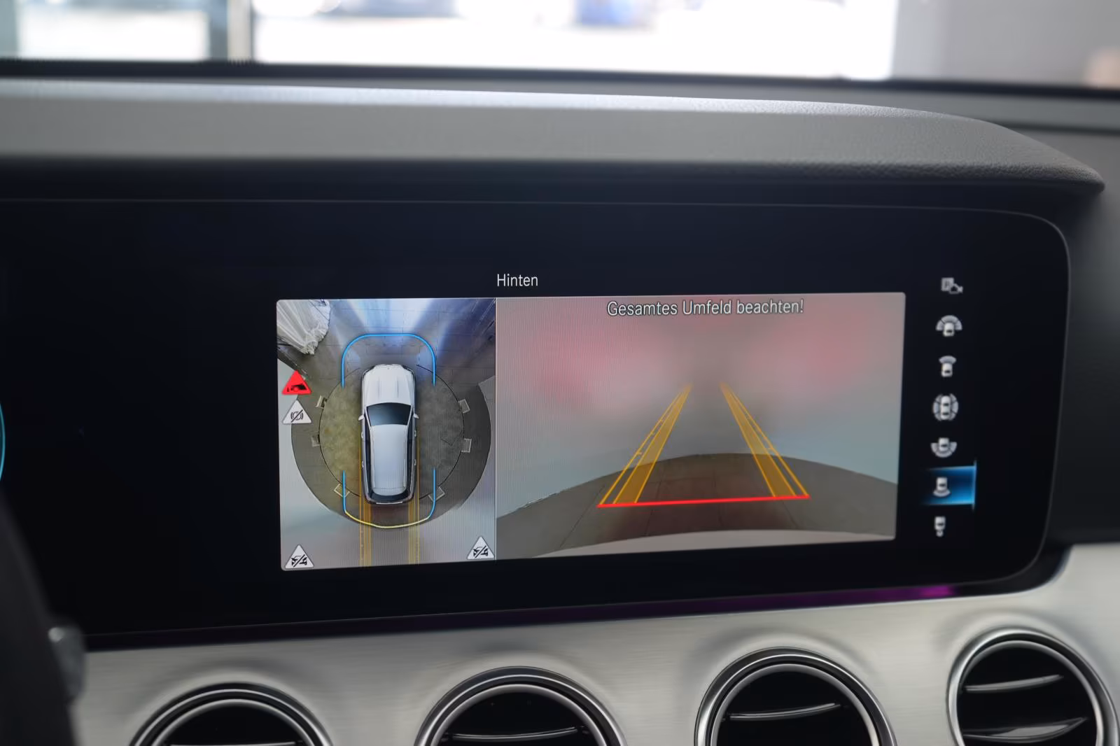 (B-222) Mercedes-Benz(Hybrid) E 300 de 4Matic T 9G-Tronic Avantgarde Temp/Ka - Image 15