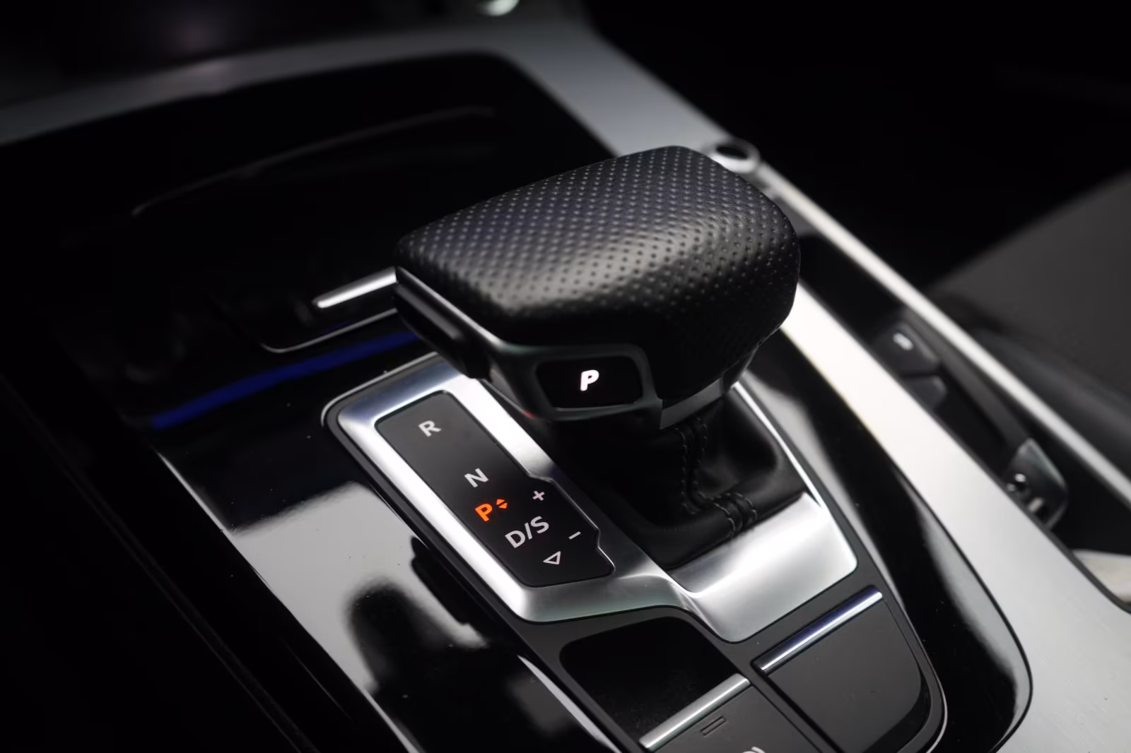 (B-299) Audi Q5 50 TDI Sportback quattro S line Temp/Ka - Image 14