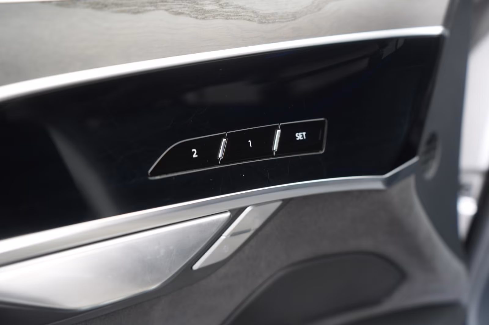 (B-407) Audi A8(Hybrid) 55 TFSI quattro tiptronic Leder/ACC/HUD/Pano/ - Image 18