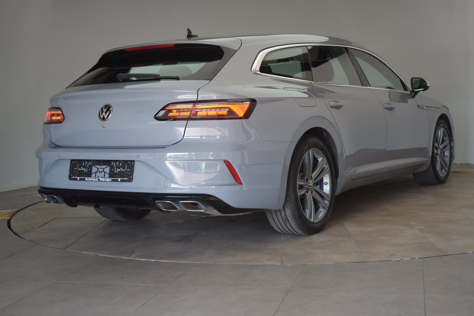 (B-556) Volkswagen Arteon Shooting Brake 2.0 TSI 4Motion DSG R ACC/ - Image 5