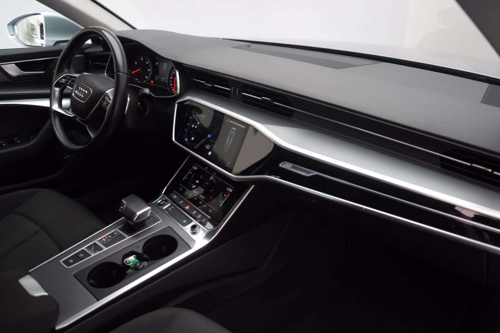 (B-466) Audi A6 Avant 40 TDI S tronic Navi/ACC/Lane/AHK - Image 10