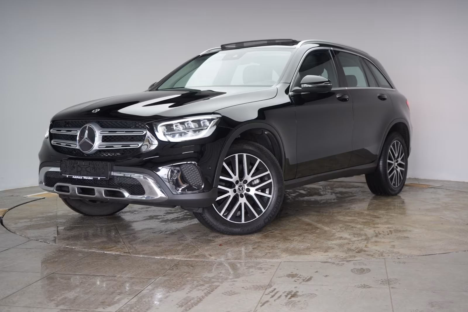 (B-354) Mercedes-Benz(Hybrid) GLC 300 de 4Matic 9G-Tronic Leder/Temp/Kamera - Image 3