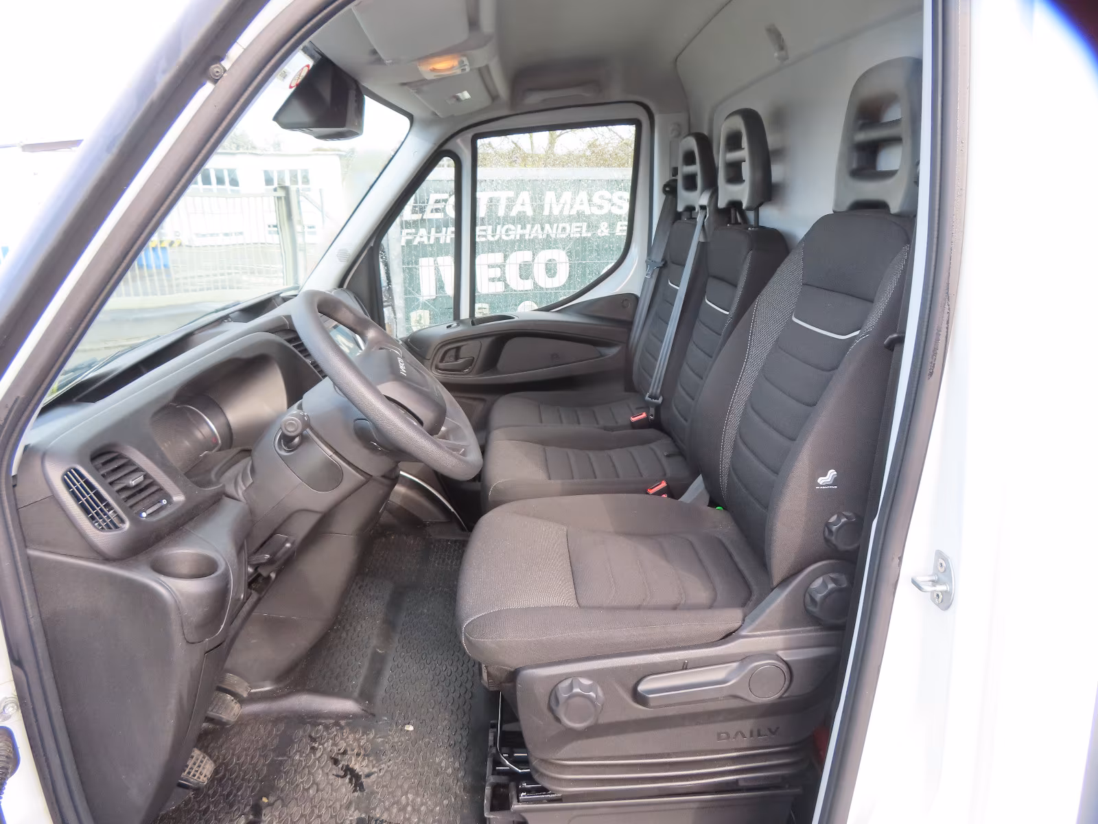 (IV-26) Iveco 35C16 3,0 Koffer LBW Fz.25 Garantie - Image 6
