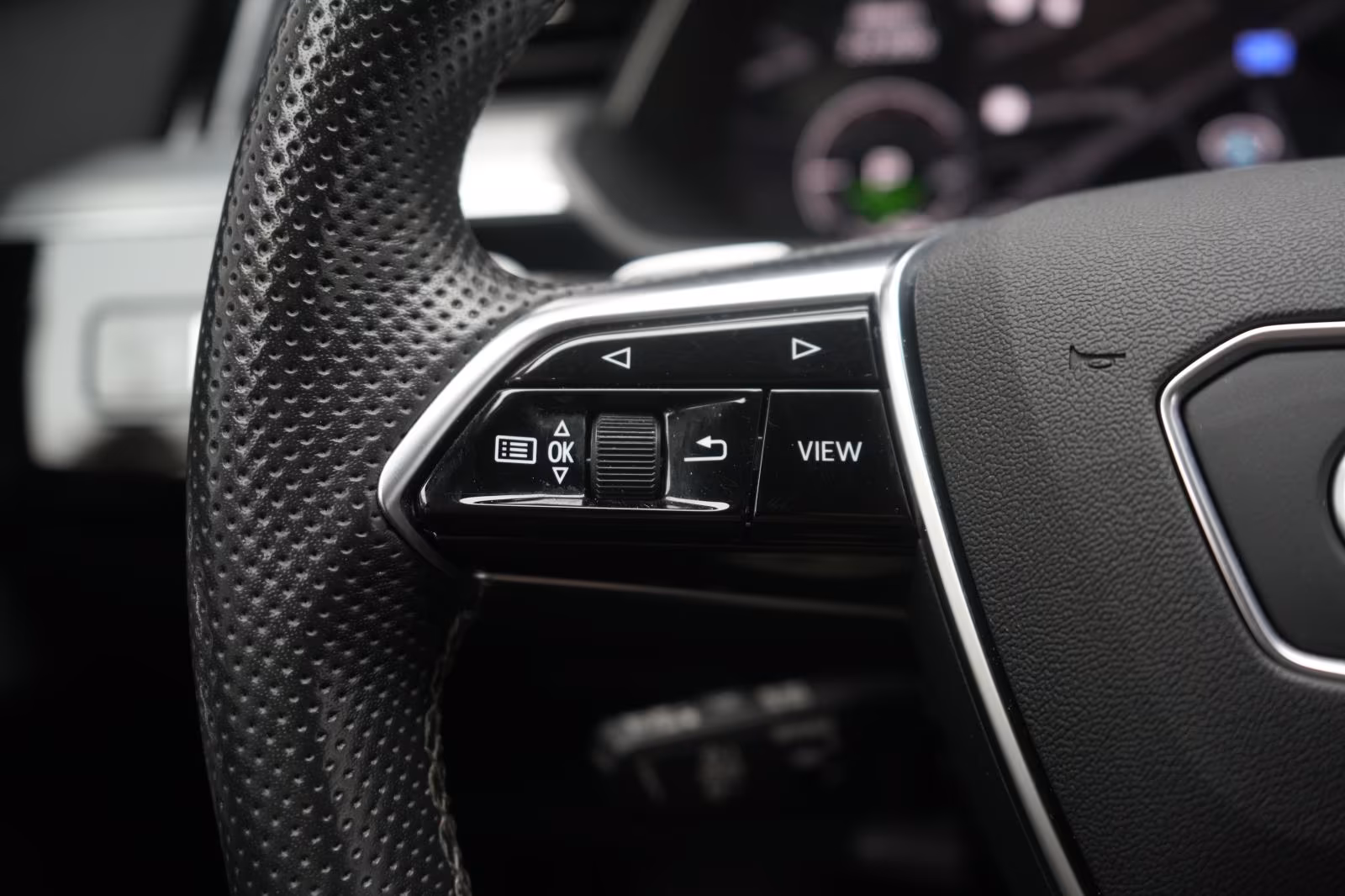(B-581) Audi e-tron Sportback 55 quattro S line Matrix/Kamera - Image 15