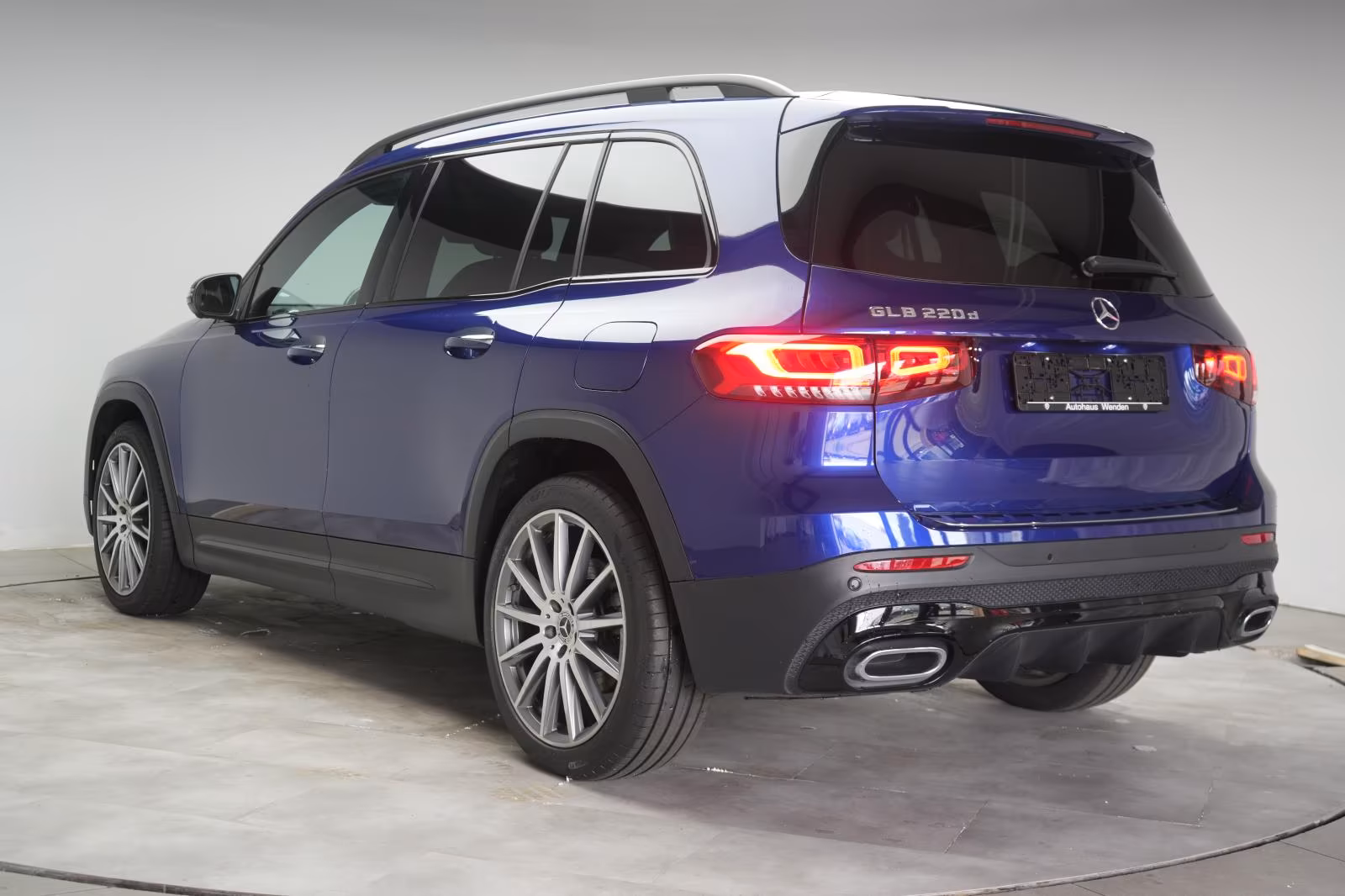 (B-262) Mercedes-Benz GLB 220 d 8G-DCT AMG Navi/Distronic/Kamera/La - Image 4