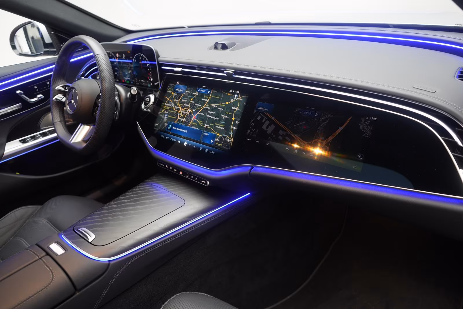 (B-319) Mercedes-Benz(Hybrid) E 300 de 4Matic 9G-T AMG Superscreen/Distronic/P - Image 10
