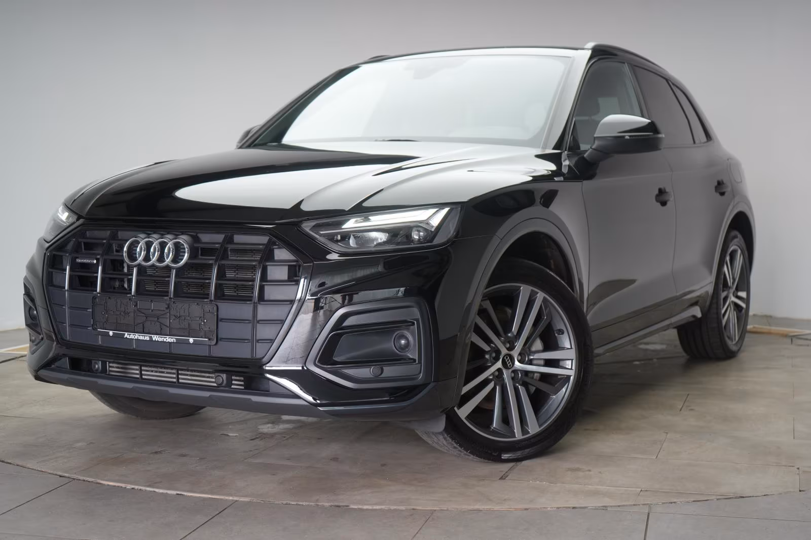 (B-508) Audi(Hybrid) Q5 50 TFSIe quattro S tronic advanced Navi/Temp/ - Image 3