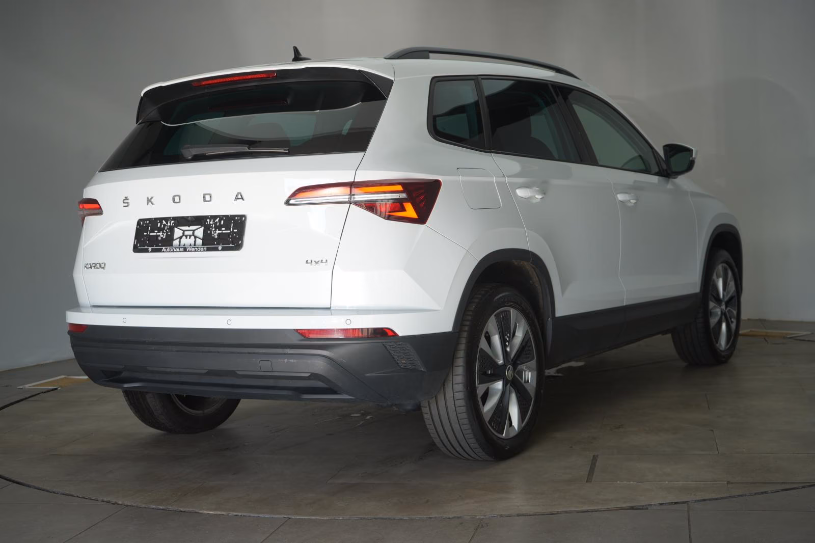 (B-754) Skoda Karoq 2.0 TDI 4x4 DSG Style ACC/Matrix/AHK/Kamer - Image 5