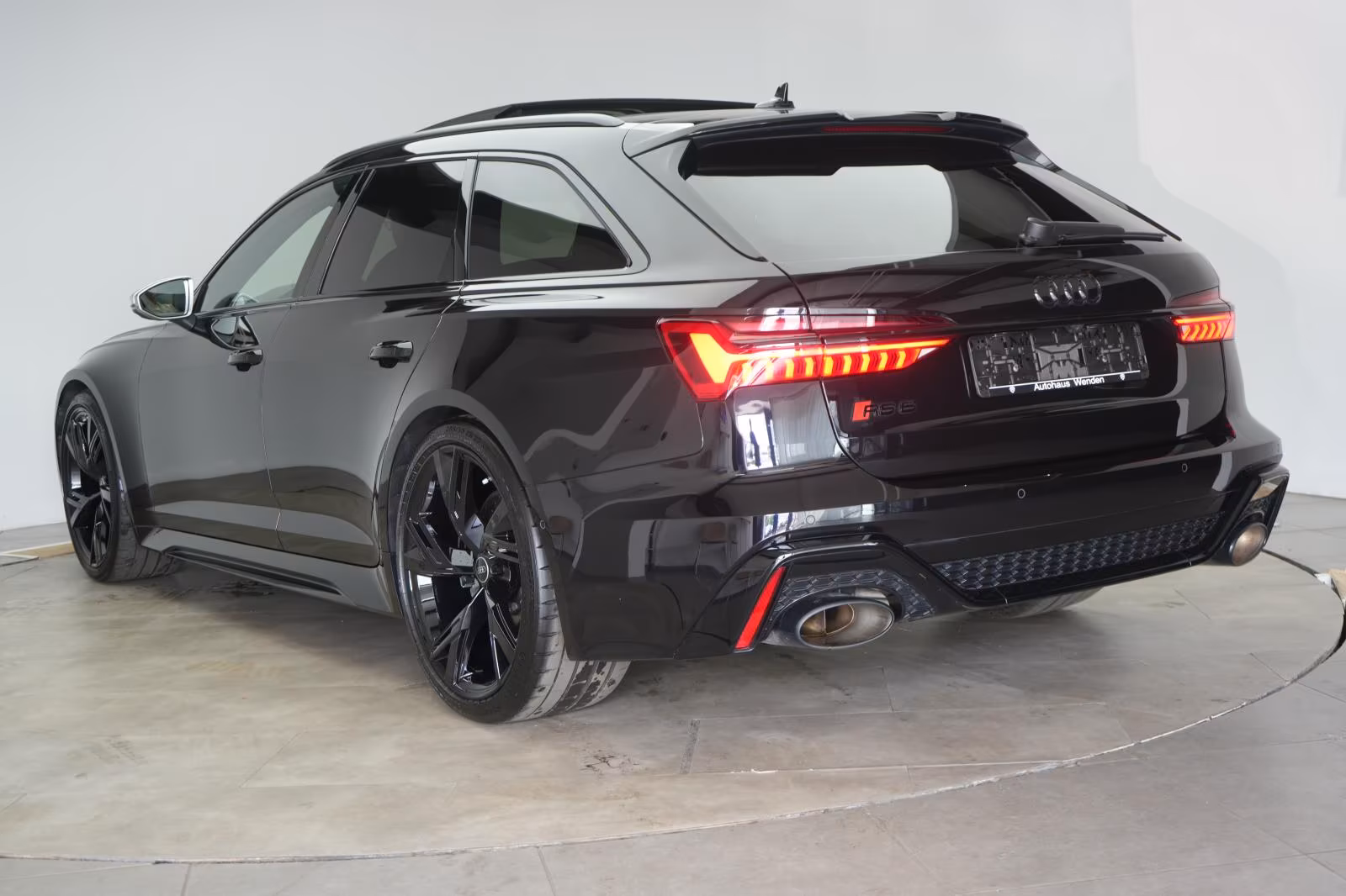(B-455) Audi RS6 4.0 TFSI quattro B&O/Pano/HUD/Allradlenkung/ - Image 4
