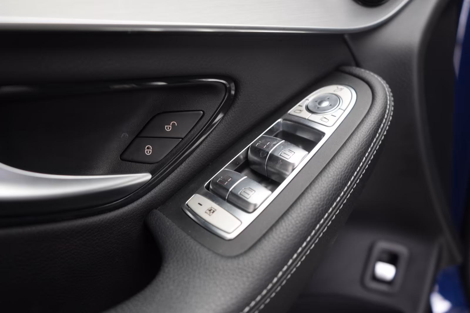 (B-272) Mercedes-Benz GLC 300 d 4Matic 9G-Tronic AMG Temp/Kamera/ - Image 13