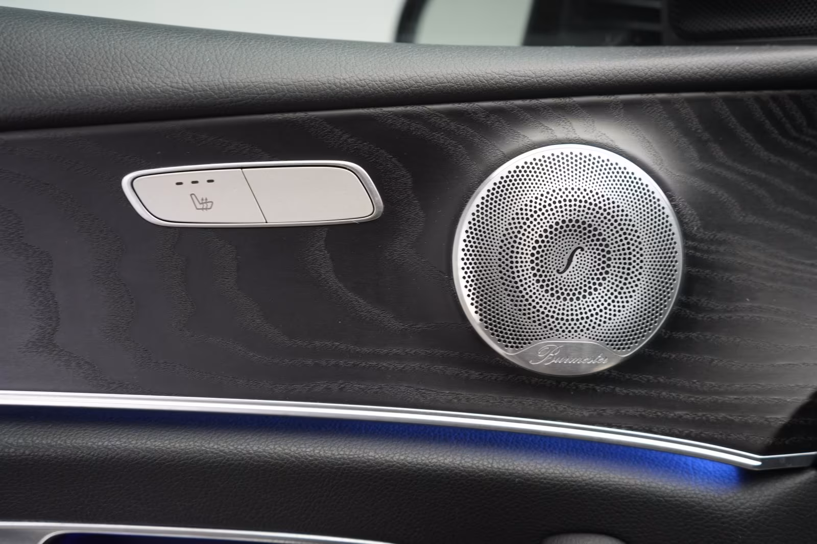 (B-481) Mercedes-Benz(Hybrid) E 300 de T 9G-Tronic AMG Distronic/Kamera/Bur - Image 14