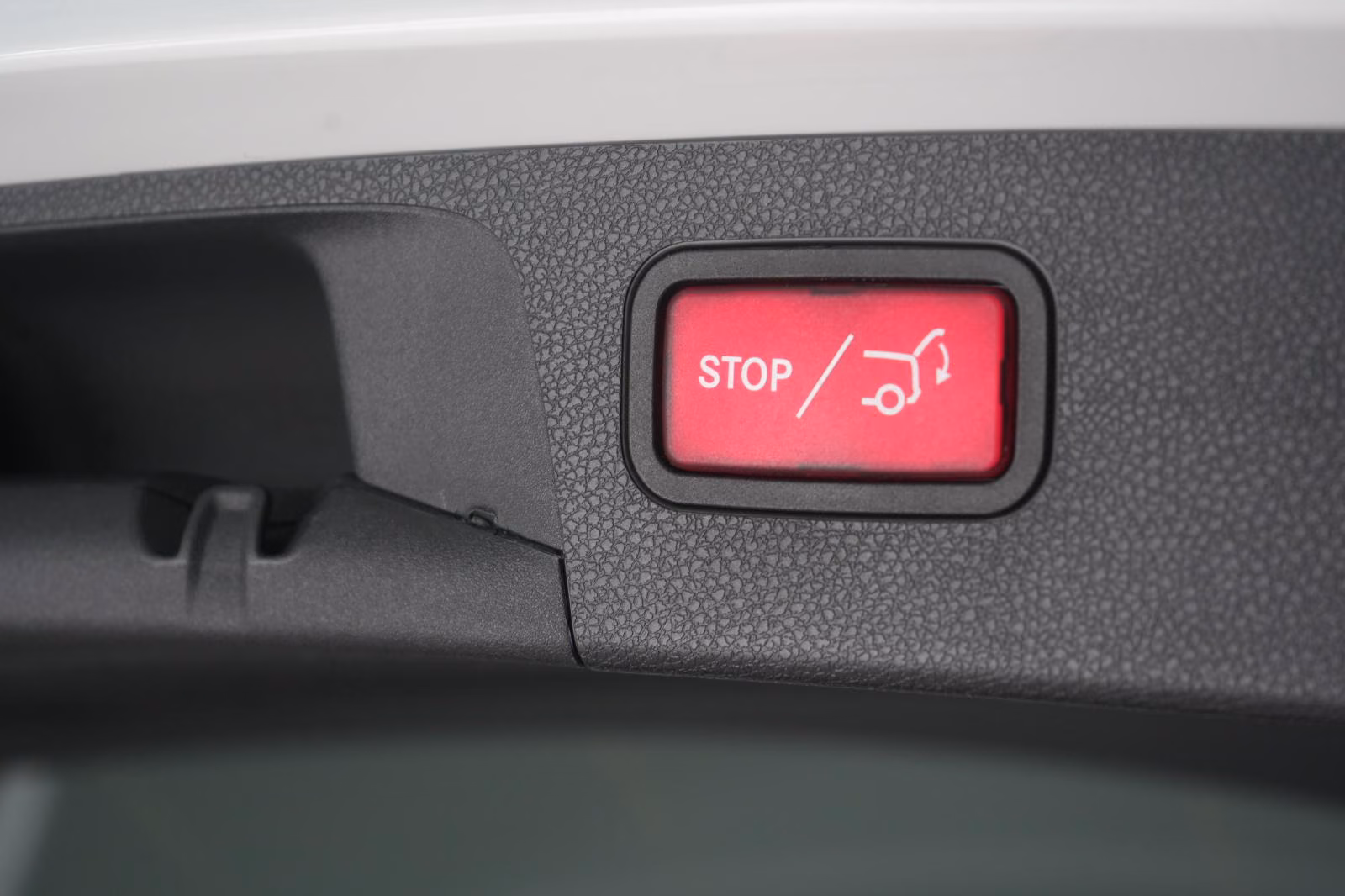 (B-134) Mercedes-Benz E 220 d T 9G-Tronic AMG Distronic/Kamera/AHK/L - Image 23