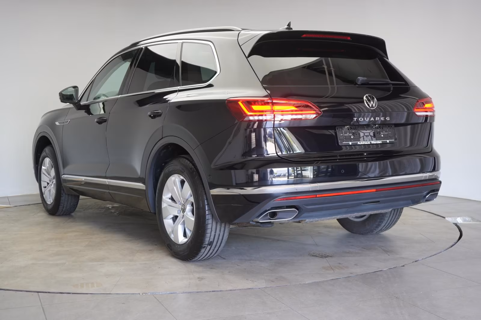 (B-409) Volkswagen Touareg 3.0 V6 TDI 4Motion Atmosphere Leder/ACC/ - Image 4