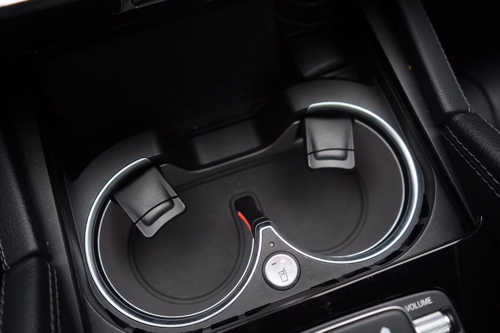 (B-358) Mercedes-Benz(Hybrid) GLE 350 de 4Matic AMG Softclose/STHZ/Pano/ - Image 14