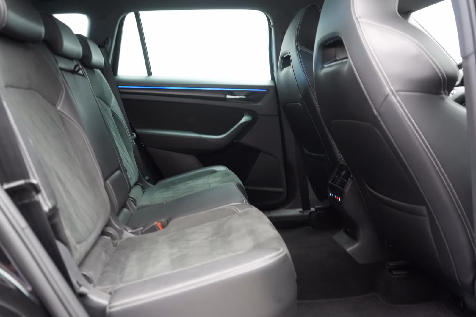 (B-619) Skoda Kodiaq 2.0 TDI 4x4 DSG Sportline ACC/Kamera/Virt - Image 11