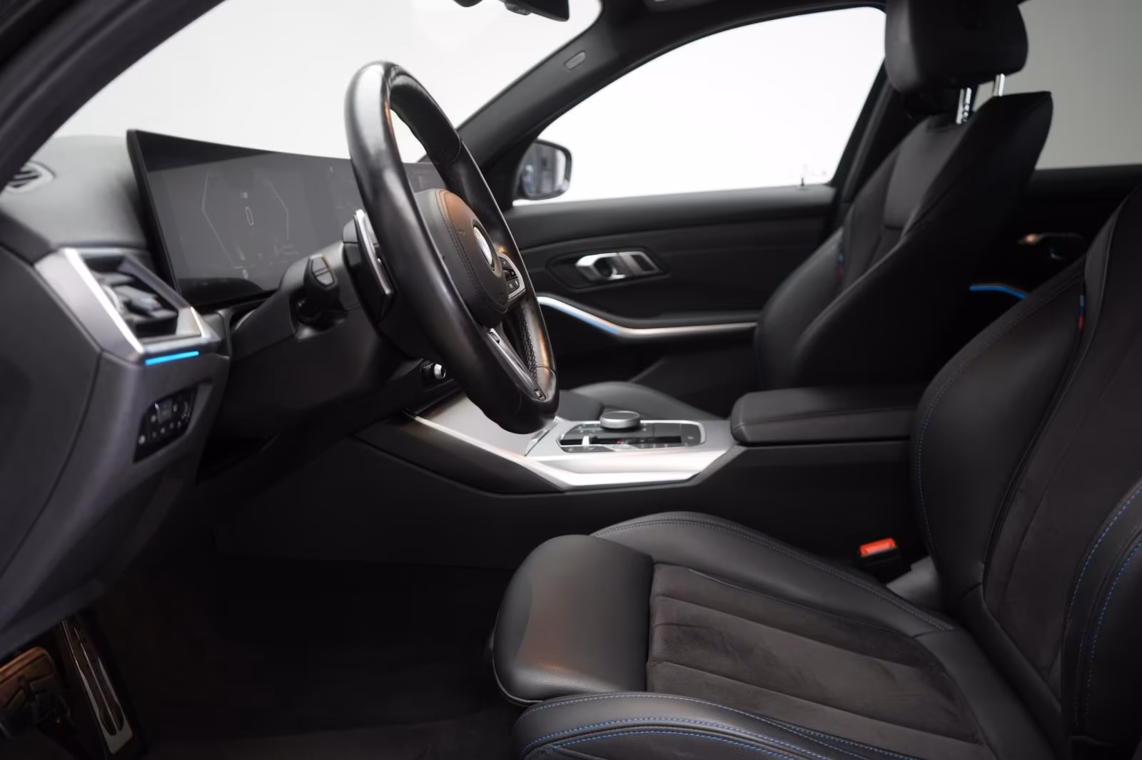 (B-502) BMW 320 d xDrive M-Sport ACC/Kamera/Standhzg/AHK/Sid - Image 6