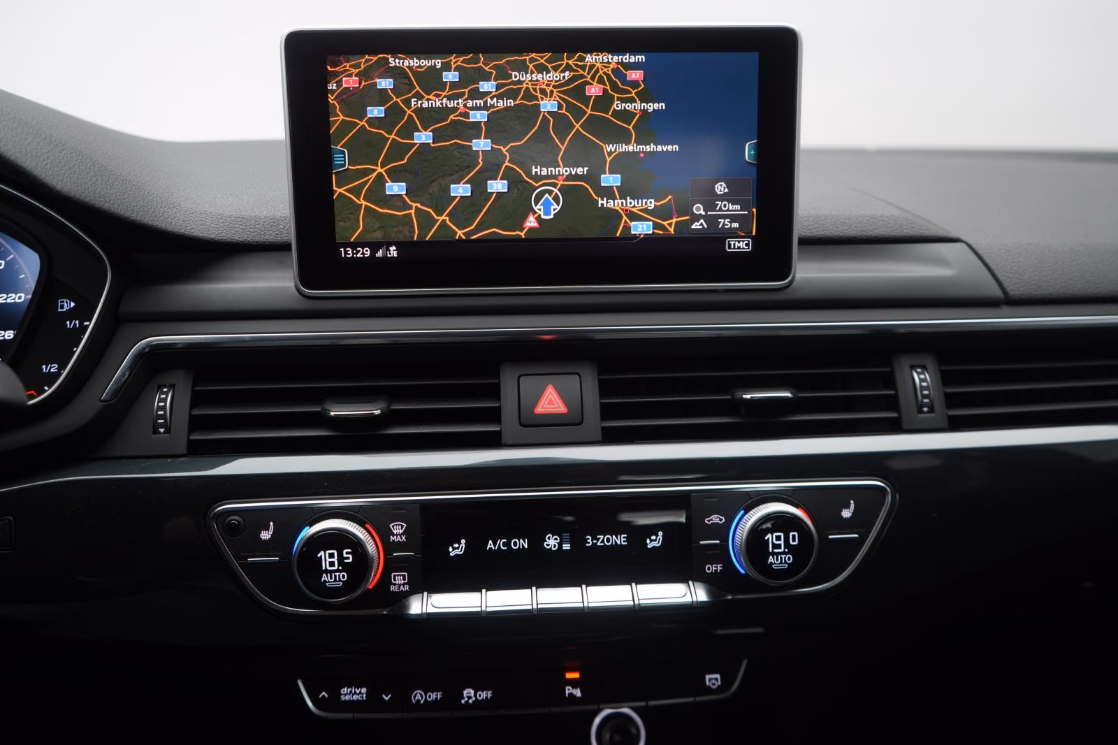 (B-416) Audi A5 2.0 TFSI quattro S-Line HUD/Kamera/Virtual/La - Image 16