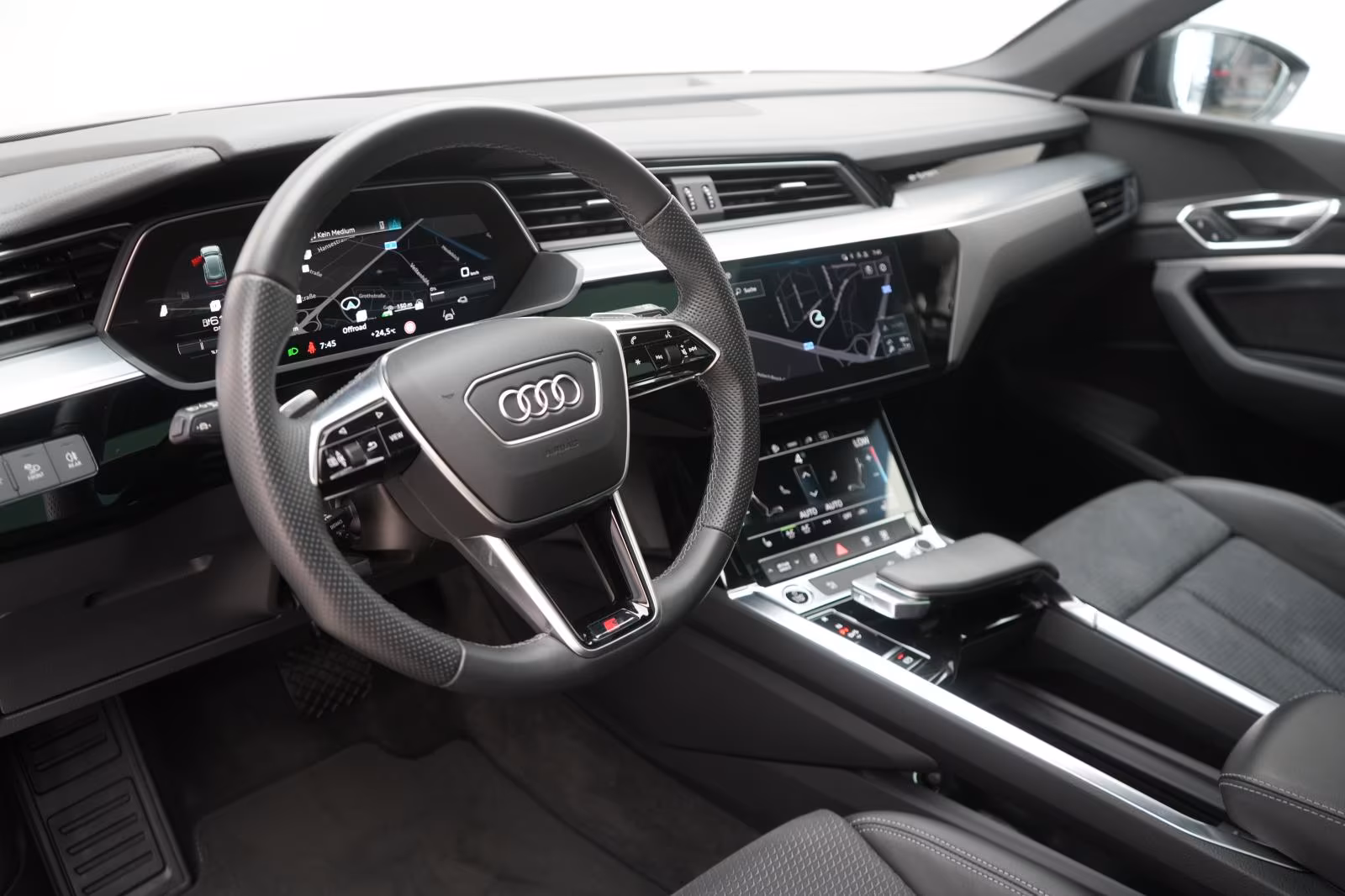 (B-373) Audi e-tron 55 quattro S line ACC/Kamera/Virtual/Pano - Image 8