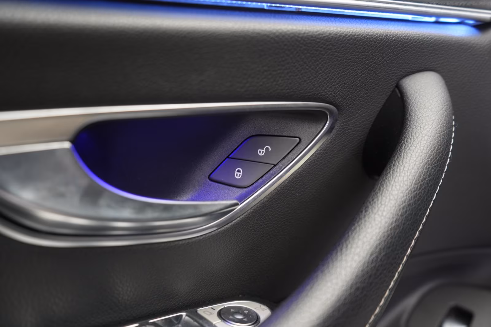(B-481) Mercedes-Benz(Hybrid) E 300 de T 9G-Tronic AMG Distronic/Kamera/Bur - Image 15