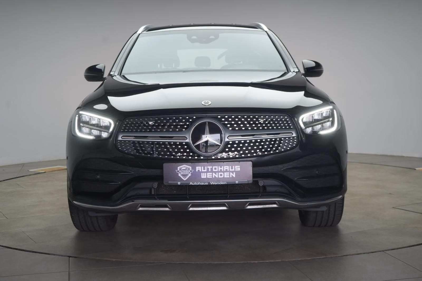 (B-571) Mercedes-Benz GLC 300 d 4Matic 9G-Tronic AMG Line Leder/Ka - Image 2