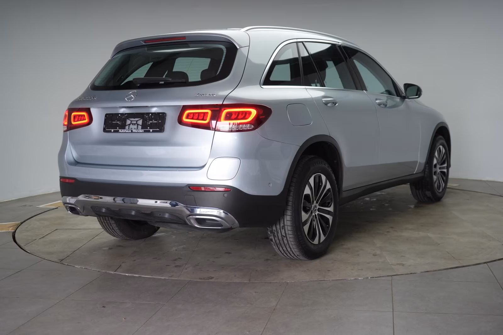 (B-037) Mercedes-Benz(Hybrid) GLC 300 de 4Matic 9G-Tronic Leder/Temp/Kam - Image 5