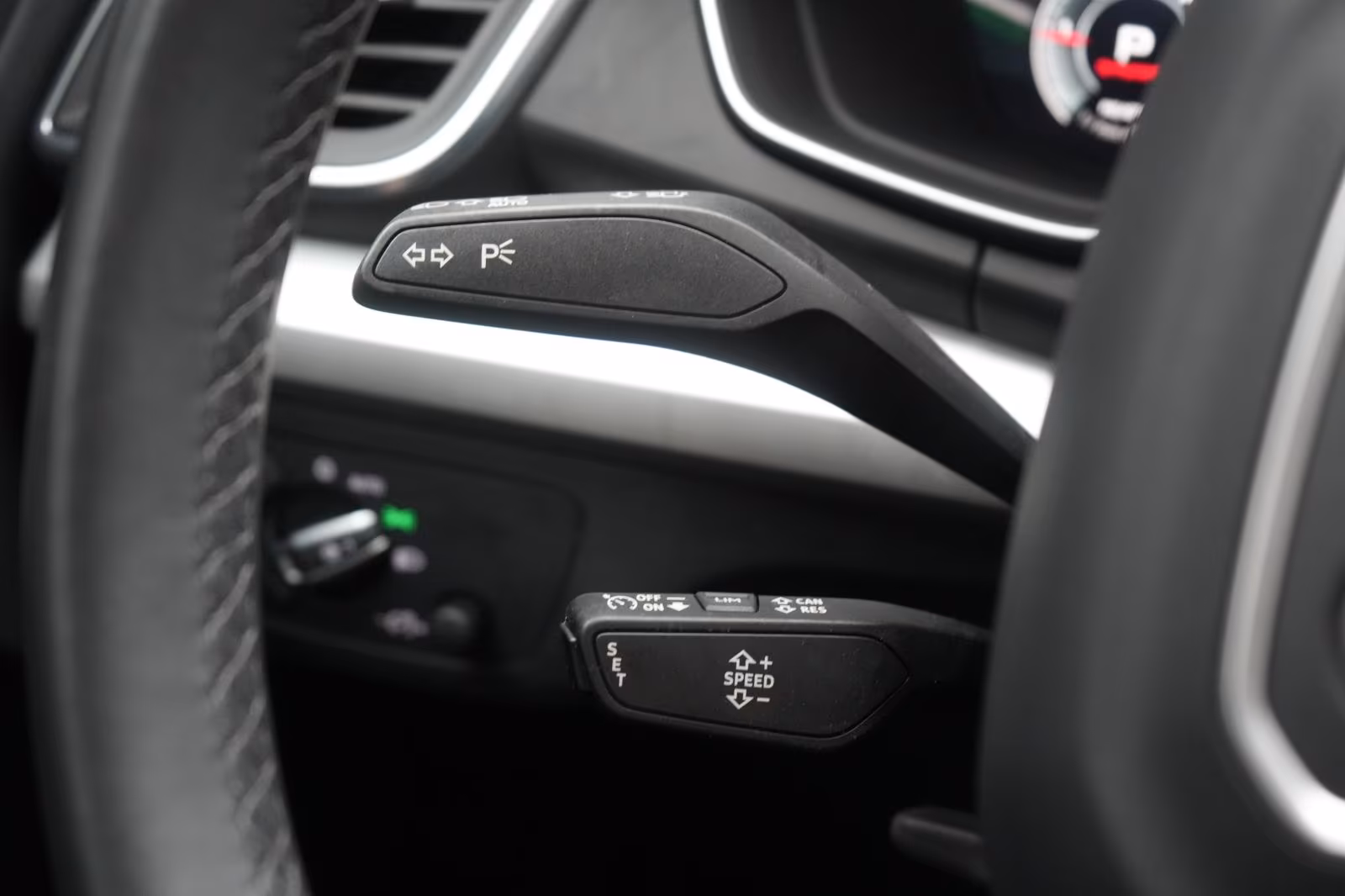 (B-498) Audi Q5 40 TDI quattro S tronic CarPlay/Temp/Virtual/ - Image 13
