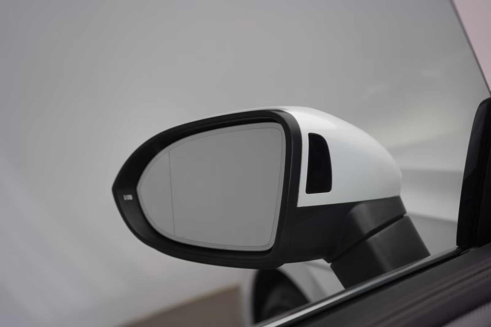 (B-066) Volkswagen Arteon Shooting Brake 2.0 TDI DSG R-Line ACC/Kam - Image 22