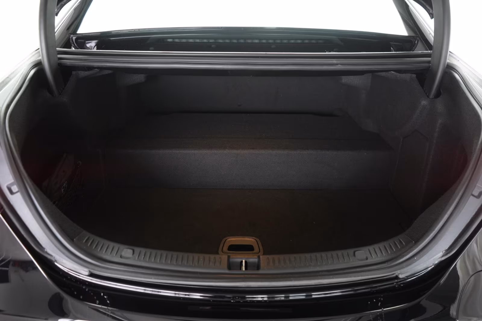 (B-329) Mercedes-Benz(Hybrid) E 300 de 9G-Tronic AMG Leder/Distronic/Kamera - Image 22