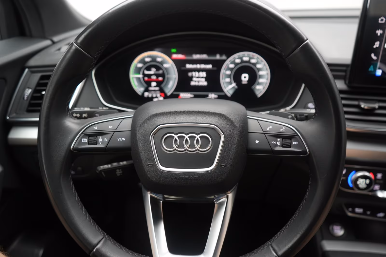 (B-508) Audi(Hybrid) Q5 50 TFSIe quattro S tronic advanced Navi/Temp/ - Image 13