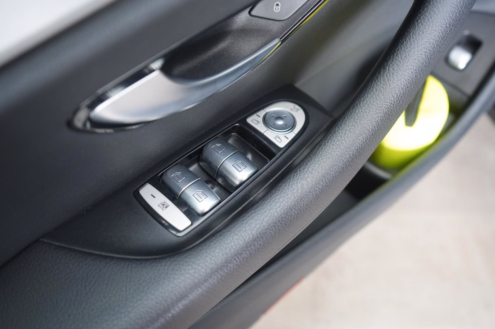(B-250) Mercedes-Benz E 220 d 4Matic T 9G-Tronic Distronic/Kamera/Burm - Image 13