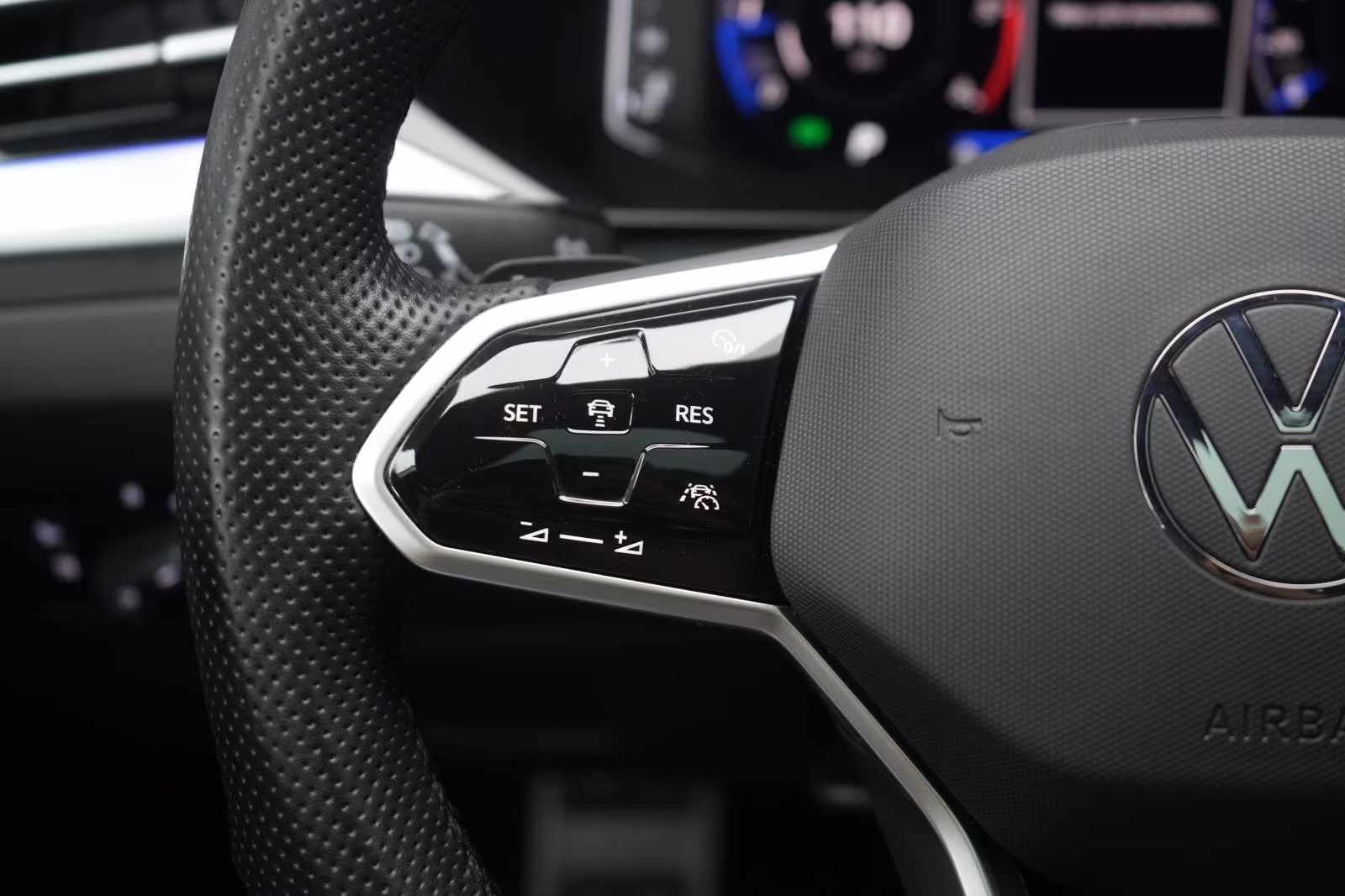 (B-591) Volkswagen Arteon 2.0 TDI DSG R-Line Leder/ACC/HUD/Pano/Kam - Image 15