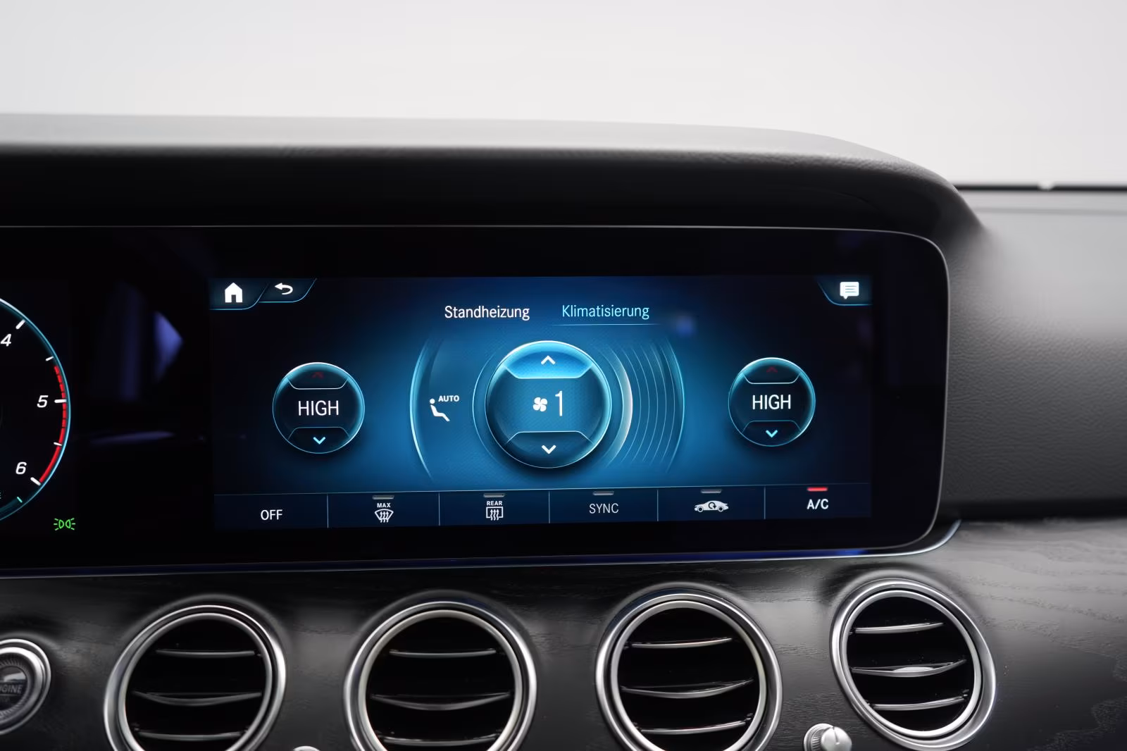 (B-125) Mercedes-Benz E 300 d 4Matic 9G-Tronic Avantgarde Leder/Distro - Image 16