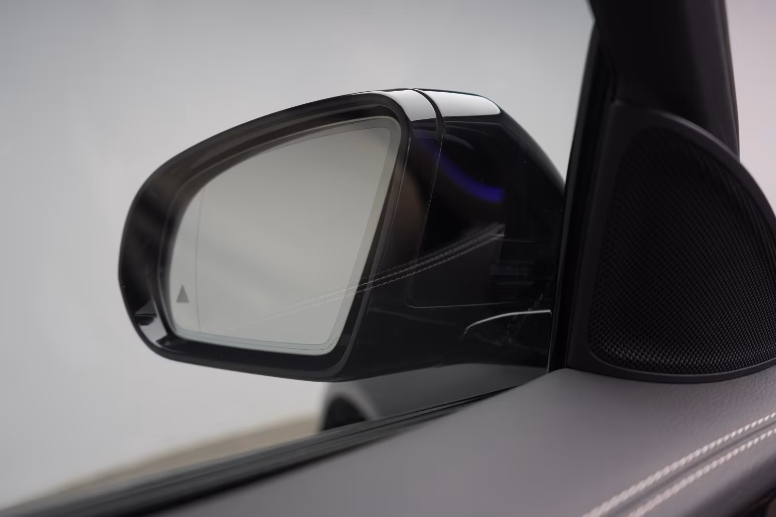 (B-349) Mercedes-Benz(Hybrid) E 300 de T 9G-Tronic AMG Leder/Distronic/Kamer - Image 25