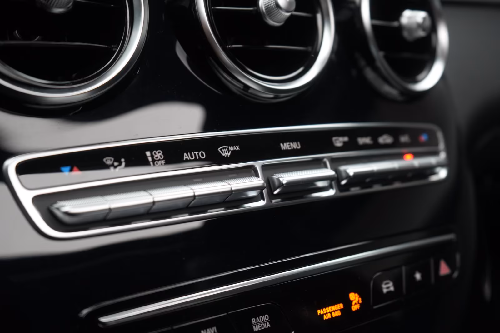 (B-274) Mercedes-Benz GLC 220 d 4Matic 9G-Tronic AMG Navi/Temp/Bur - Image 13