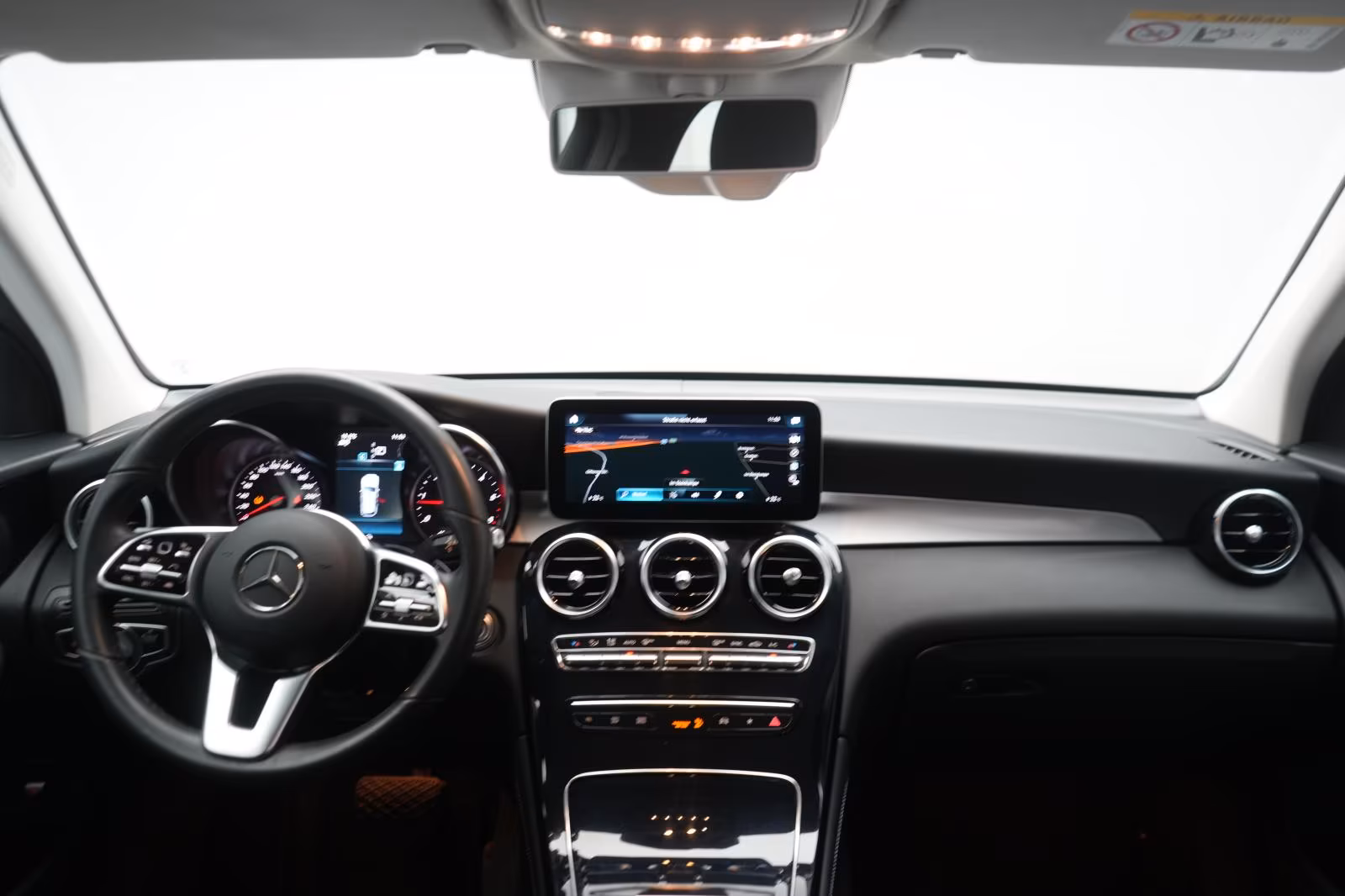 (B-721) Mercedes-Benz GLC 220 d 4Matic 9G-Tronic Autopilot/Distronic/L - Image 11