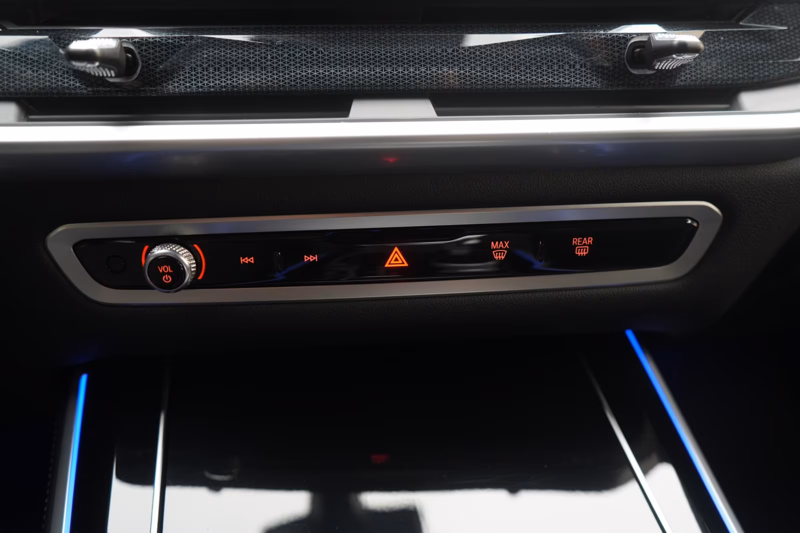 (B-94) BMW(Hybrid) X5 xDrive50e M Sport Leder/Kamera/HUD/H&K/Wide/A - Image 19