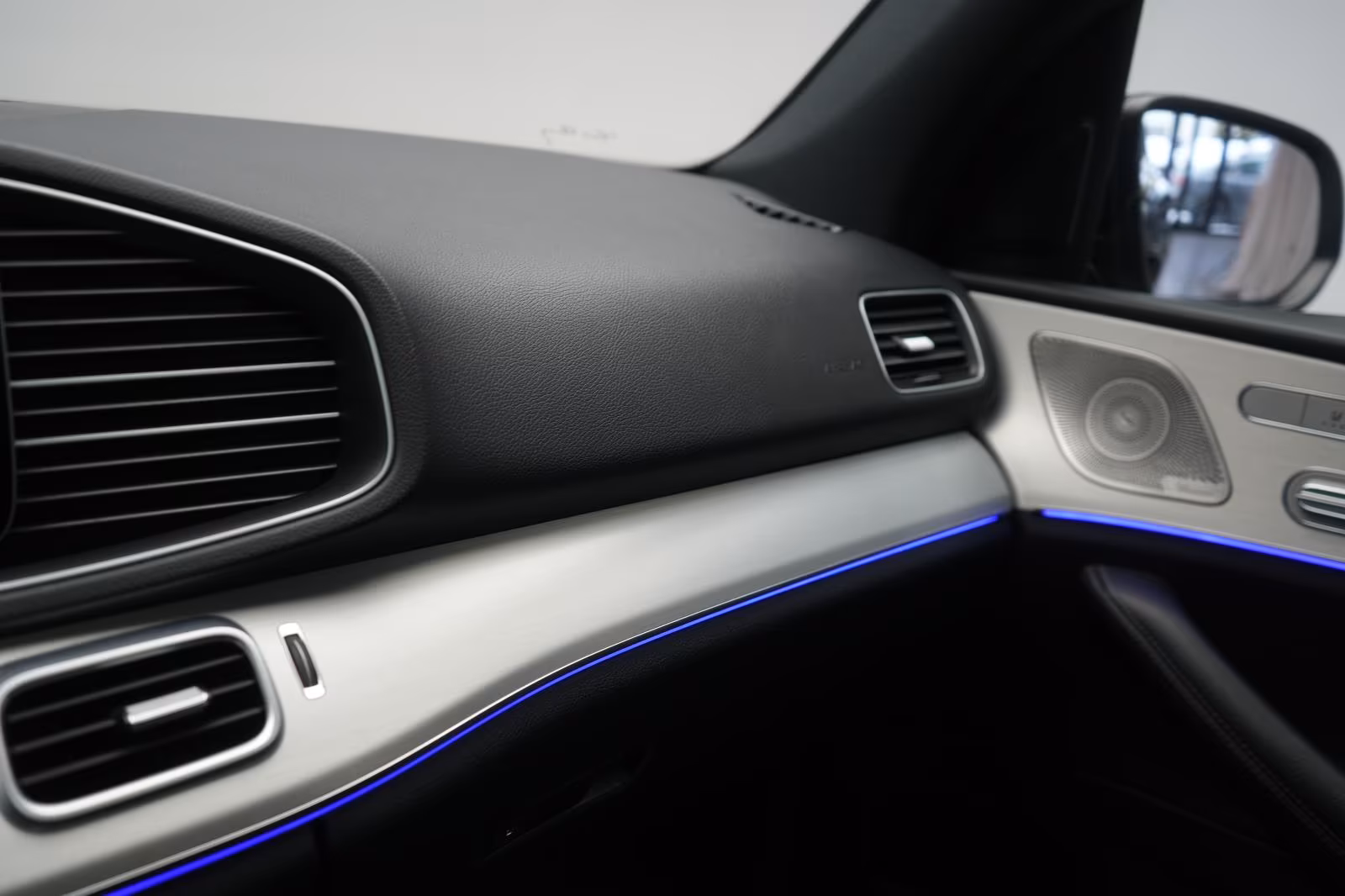 (B-018) Mercedes-Benz GLE 300 d 4Matic 9G-Tronic AMG Line - Image 14