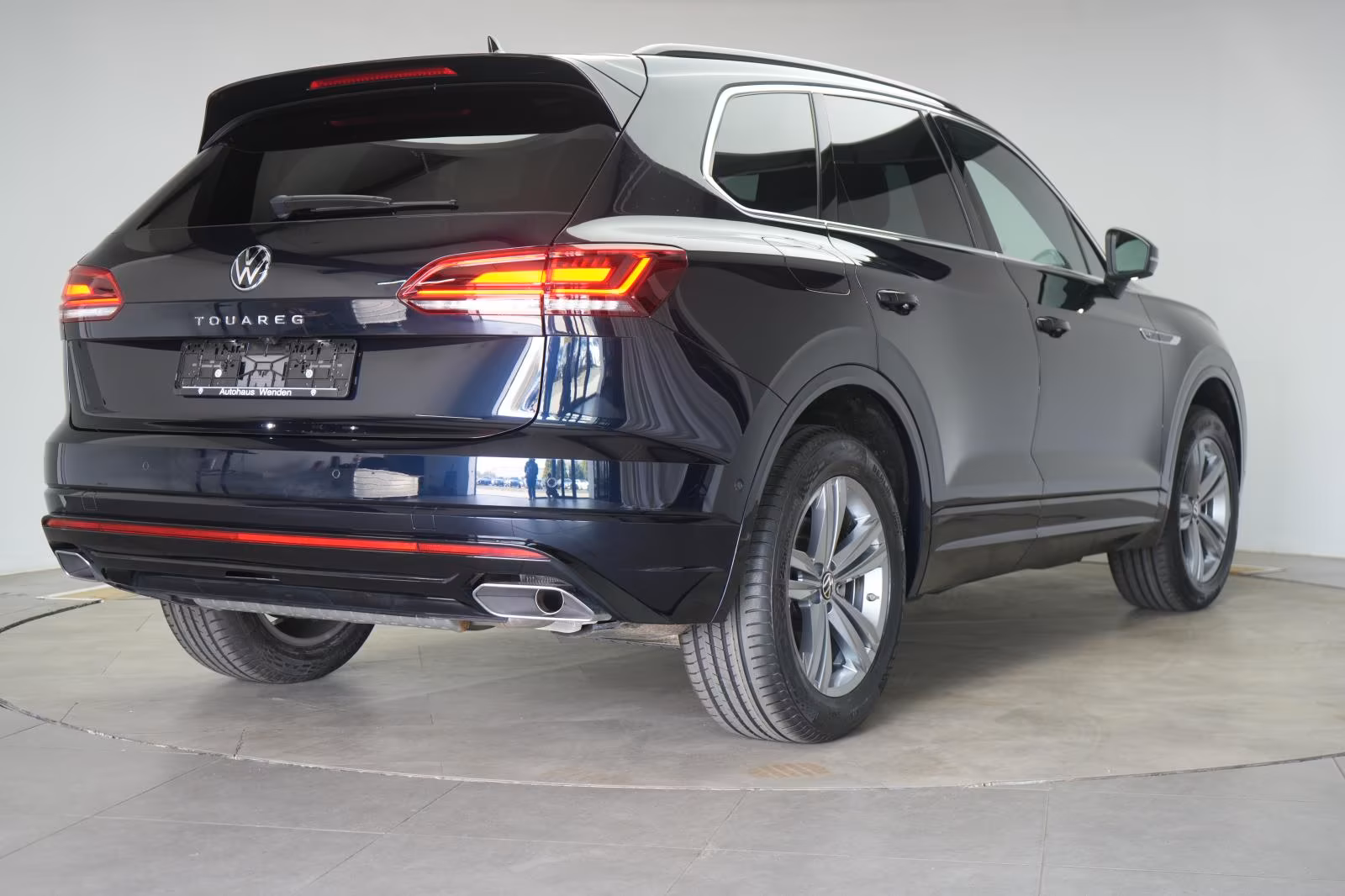 (B-326) Volkswagen Touareg 3.0 V6 TDI 4Motion R Line Leder/ACC/Kame - Image 5