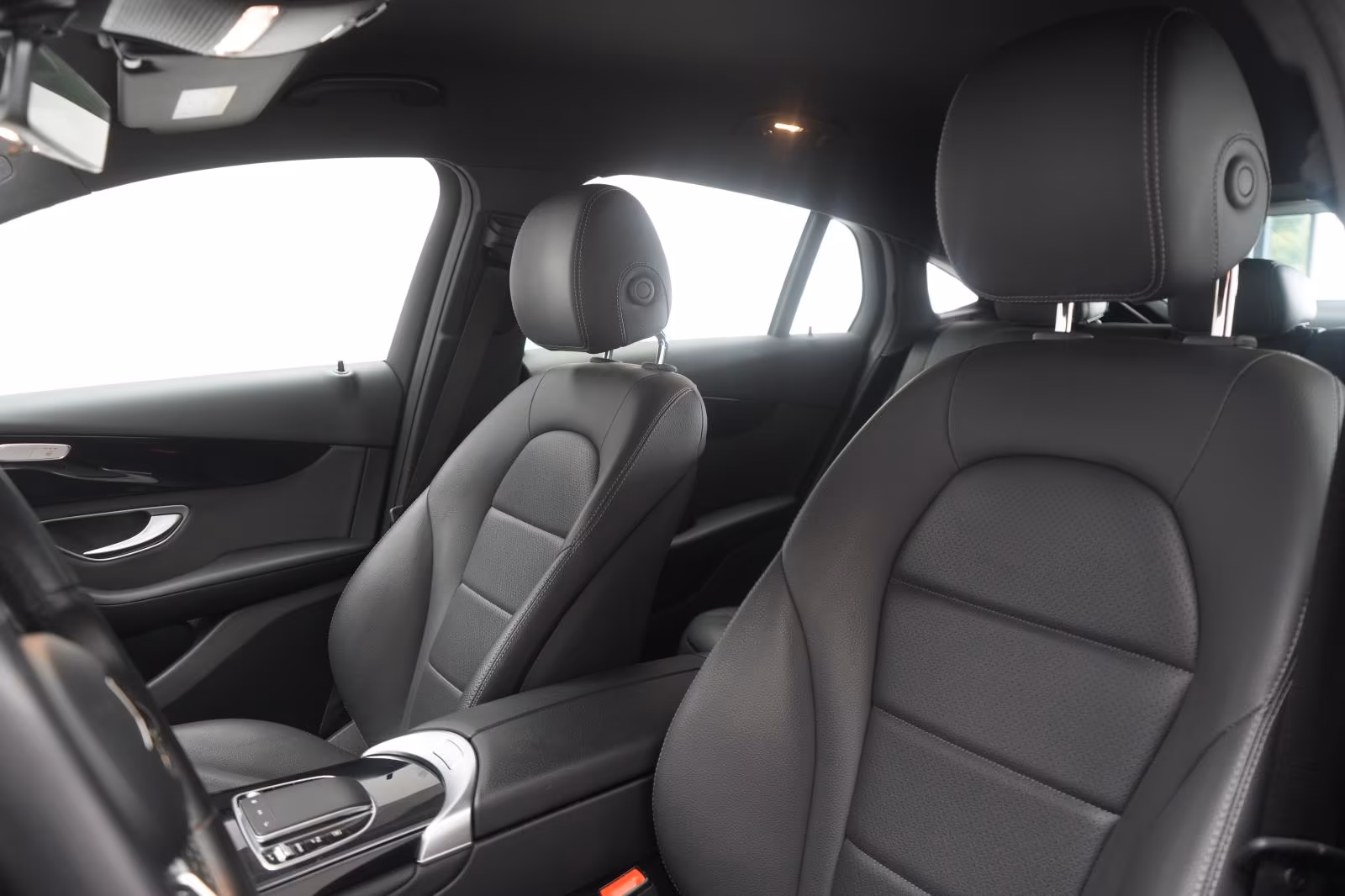 (B-713) Mercedes-Benz(Hybrid) GLC 300 de 4Matic Leder/Temp/Kamera/AHK - Image 7
