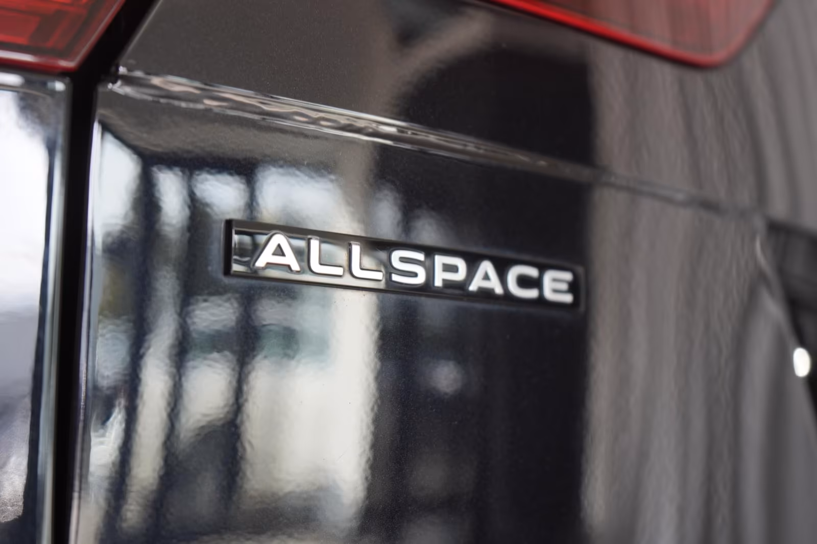 (B-373) Volkswagen Tiguan Allspace 2.0 TDI SCR 4Motion DSG R-Line - Image 23