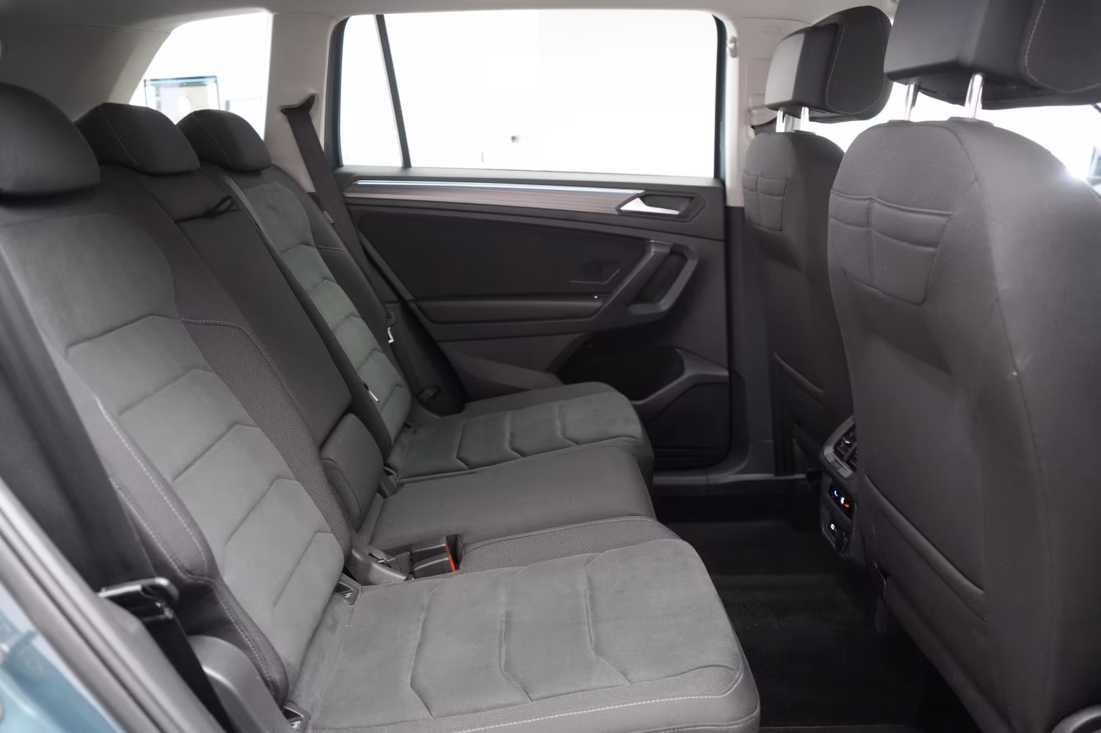 (B-623) Volkswagen Tiguan Allspace 2.0 TDI 4Motion DSG Elegance AHK - Image 11