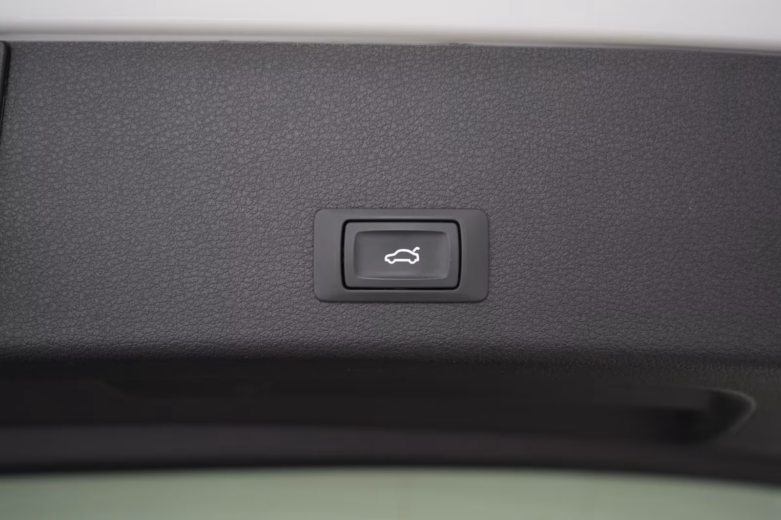 (B-506) Audi e-tron 55 quattro S line - Image 23