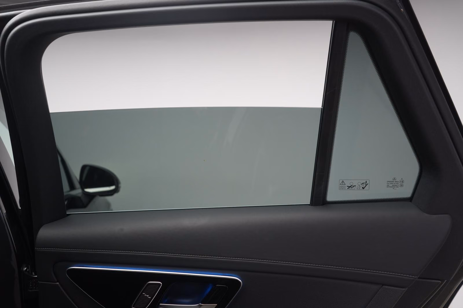 (B-687) Mercedes-Benz GLC 220 d 4Matic 9G-T Avantgarde Distronic/Kam - Image 17