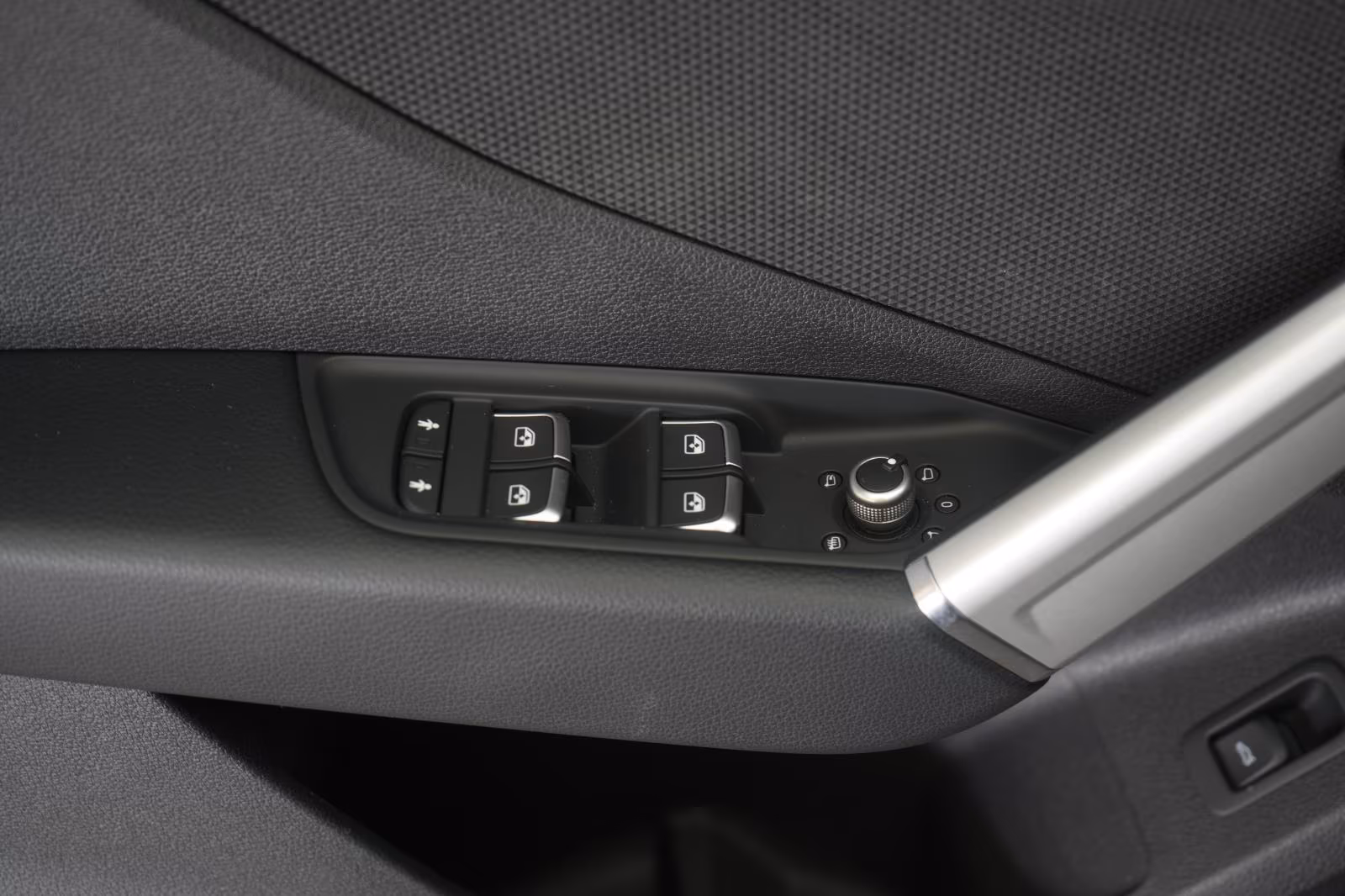(B-430) Audi Q2 35 TFSI S tronic S line ACC/Kamera/Matrix/Lan - Image 20