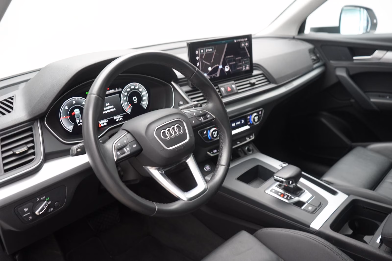 (B-275) Audi Q5 40 TDI quattro S tronic Leder/Temp/Kamera/Pan - Image 8