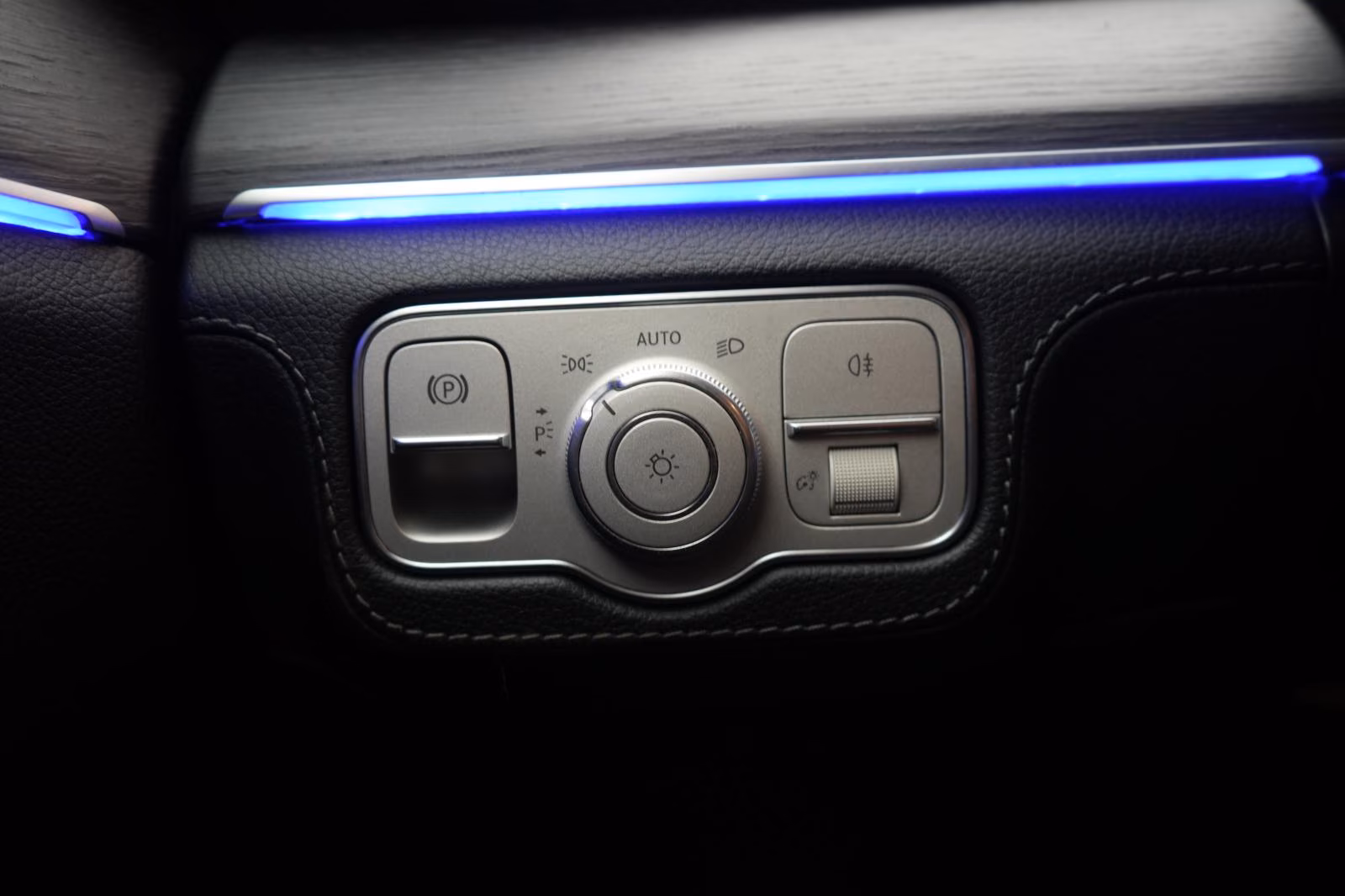 (B-362) Mercedes-Benz GLE 300 d 4Matic 9G-Tronic Leder/HUD/Temp/K - Image 19