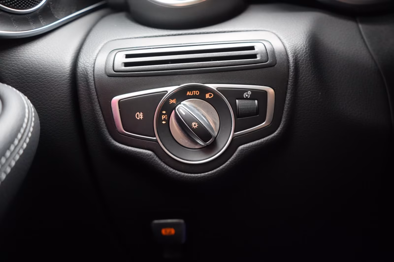 (B-284) Mercedes-Benz GLC 300 4Matic AMG Temp/Kamera/Virtual/Pano/AHK/ - Image 22