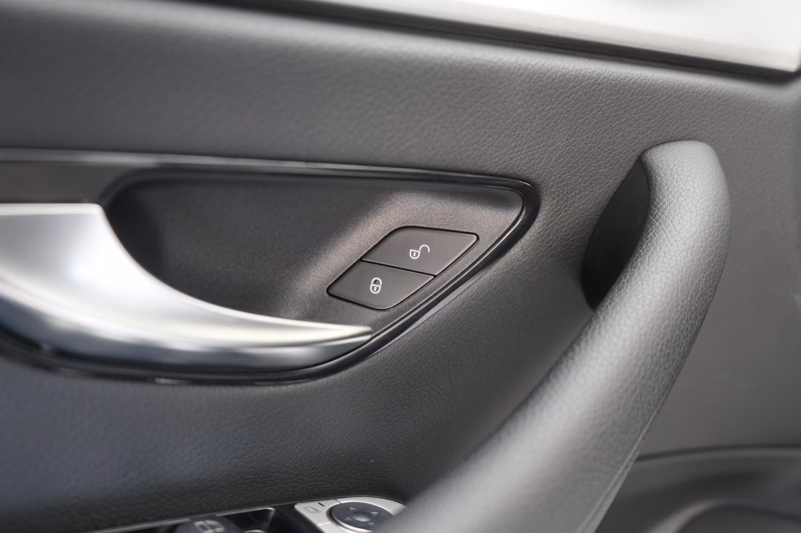 (B-201) Mercedes-Benz(Hybrid) E 300 de 4Matic T 9G-Tronic Temp/Kamera/Pano - Image 16